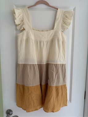 NWT Tiered Colorblock Ruffle Babydoll Dress